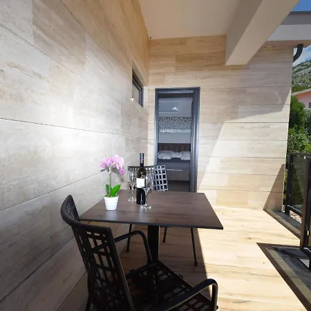 Filomena In Starigrad-paklenica, Modern And Comfortable *